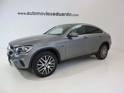 Usado Mercedes GLC300 Business 321 CV (236 kW) 2020 Gris SUV