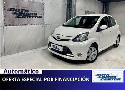Usado Toyota Aygo City 68 CV (50 kW) 2014 Blanco Utilitario