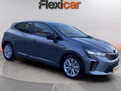 Gris Usado 2025 Renault Clio V Evolution Utilitario | 16.390 € (Precio justo)