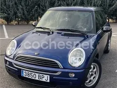 Usado Mini ONE 90 CV (66 kW) 2001 Azul Utilitario