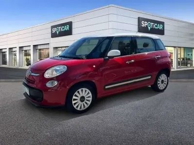 Usado Fiat 500L Living 105 CV (77 kW) 2014 Rojo Monovolumen