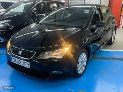 Usado Seat Leon Style 110 CV (80 kW) 2016 Negro Berlina