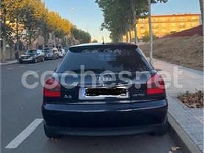 Usado Audi A3 Ambiente 110 CV (80 kW) 2000 Azul Berlina