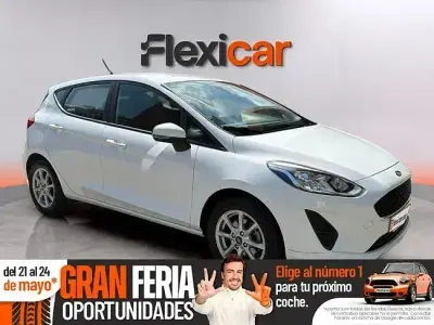 Usado Ford Fiesta Trend 75 CV (55 kW) 2021 Blanco Utilitario