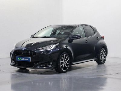 Usado Toyota Yaris Hybrid Style 116 CV (85 kW) 2022 Negro Berlina