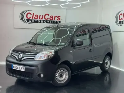 Usado Renault Kangoo 80 CV (58 kW) 2020 Negro Monovolumen