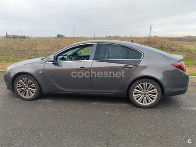 Gris / plata Usado 2015 Opel Insignia Excellence Berlina | 6500 € (Precio justo)