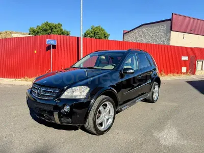 Usado Mercedes ML280 190 CV (139 kW) 2007 Negro SUV