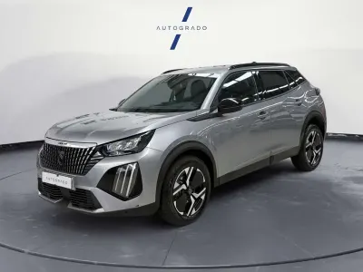 Usado Peugeot 2008 Allure 101 CV (74 kW) 2024 Gris SUV