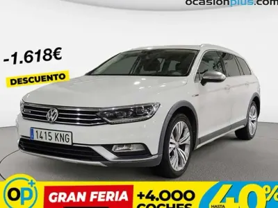 Usado VW Passat Sport 190 CV (139 kW) 2018 Blanco Familiar