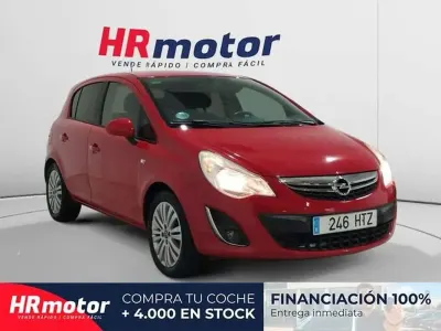 Usado Opel Corsa Selective 86 CV (63 kW) 2013 Rojo Utilitario