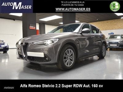 Usado Alfa Romeo Stelvio Sprint 160 CV (117 kW) 2022 Gris SUV