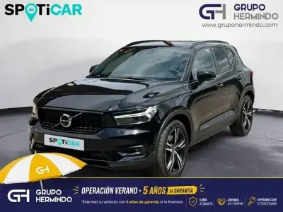 Usado Volvo XC40 R-Design 211 CV (155 kW) 2021 Negro SUV