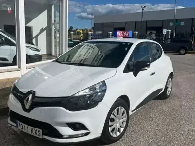 Usado Renault Clio Business 90 CV (66 kW) 2019 Blanco Utilitario