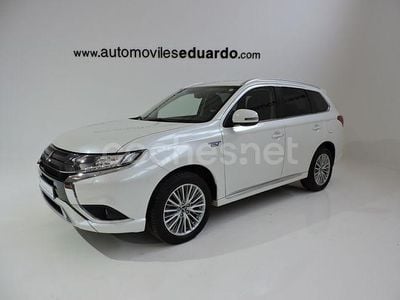 Mitsubishi Outlander P-HEV