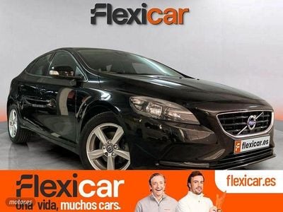 Usado Volvo V40 Kinetic 115 CV (84 kW) 2015 Gris Berlina
