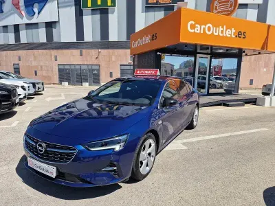 Usado Opel Insignia GS Line 200 CV (147 kW) 2021 Azul Berlina