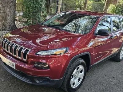Usado Jeep Cherokee Trailhawk 272 CV (200 kW) 2015 Rojo SUV
