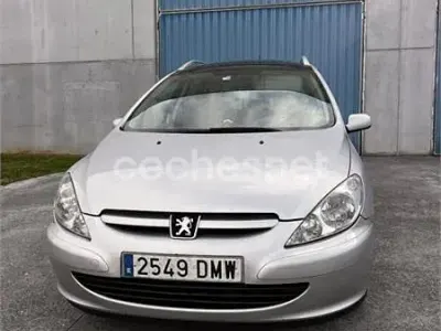 Usado Peugeot 307 110 CV (80 kW) 2005 Gris / plata Familiar
