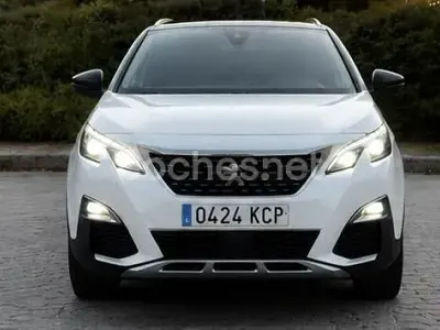 Usado Peugeot 3008 Allure 120 CV (88 kW) 2017 Blanco SUV