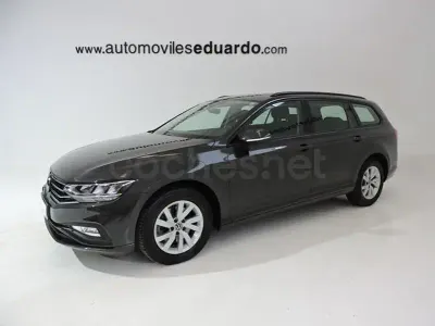 Usado VW Passat Business 122 CV (89 kW) 2020 Gris / plata Familiar