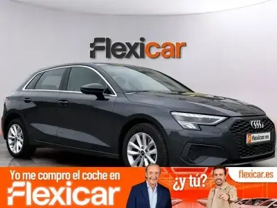 Usado Audi A3 116 CV (85 kW) 2021 Gris Berlina
