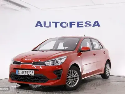 Usado Kia Rio 84 CV (61 kW) 2022 Rojo
