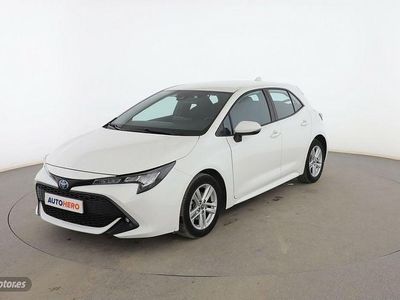 Usado Toyota Corolla Active 122 CV (89 kW) 2022 Blanco Berlina