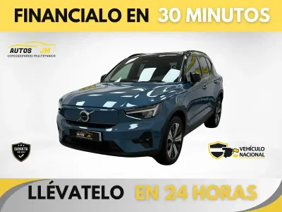 Używany Volvo XC40 Ultimate 169 kW (231 KM) 2022 Niebieski SUV