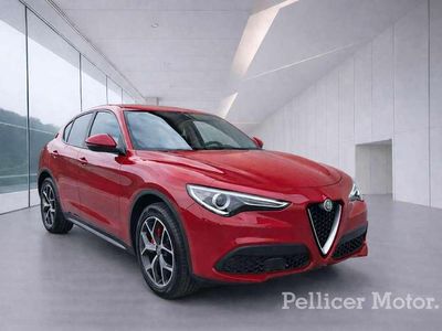 Usado Alfa Romeo Stelvio Executive 201 CV (147 kW) 2018 Granate SUV