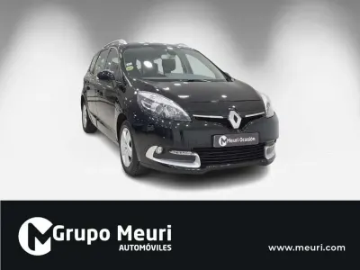 Usado Renault Scenic E-Tech 110 CV (80 kW) 2015 Negro Familiar