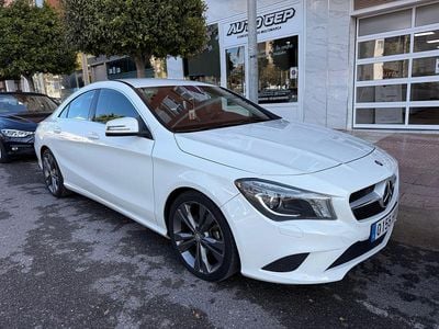 Blanco Usado 2014 Mercedes CLA220 Urban Berlina | 15.999 € (Precio justo)