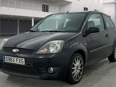 Negro Usado 2007 Ford Fiesta Sport Coupe | 2990 € (Precio justo)