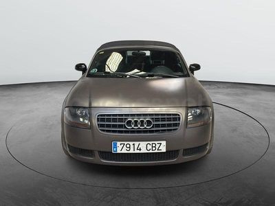 Usado Audi TT Roadster 250 CV (183 kW) 2003 Gris / plata Descapotable