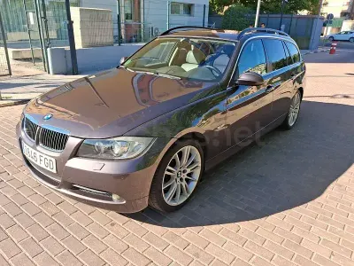 Usado BMW 330 272 CV (200 kW) 2008 Gris / plata Familiar