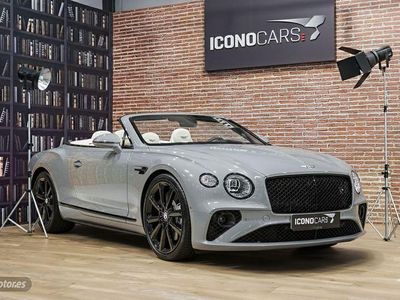 Gris Usado 2024 Bentley Continental GT Convertible Descapotable | 329.900 €