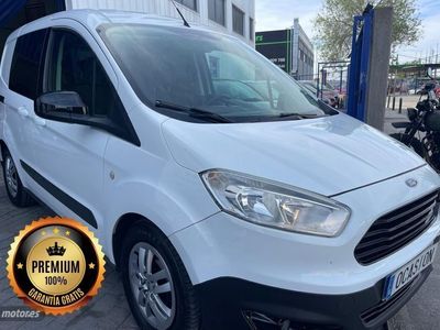 Usado Ford Tourneo Connect 2019 Blanco Monovolumen