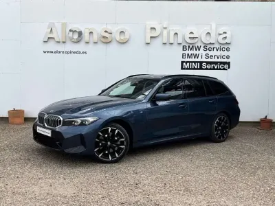 Usado BMW 330e M Sport 295 CV (216 kW) 2024 Azul Familiar