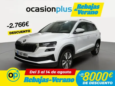 Usado Skoda Karoq Style 150 CV (110 kW) 2022 Blanco SUV