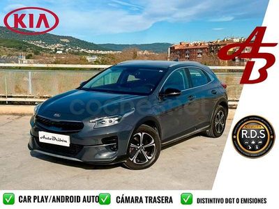 Usado Kia XCeed 141 CV (103 kW) 2022 Gris / plata SUV