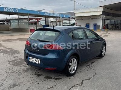 Käytetty Seat Leon Reference 140 HP (102 kW) 2006 Sininen Viistoperä