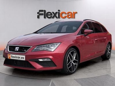 Usado Seat Leon FR 150 CV (110 kW) 2019 Rojo Berlina