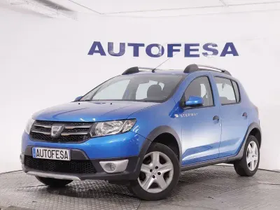 Begagnad Dacia Sandero Prestige 90 HK (66 kW) 2016 Blå