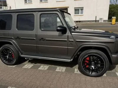 Usado Mercedes G63 AMG AMG 585 CV (430 kW) 2021 Gris SUV