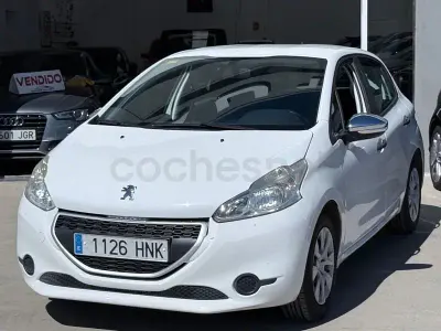 Usado Peugeot 208 Business-Line 68 CV (50 kW) 2013 Blanco Utilitario