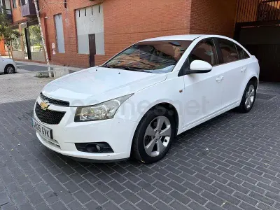 Usado Chevrolet Cruze LT 150 CV (110 kW) 2010 Blanco Berlina