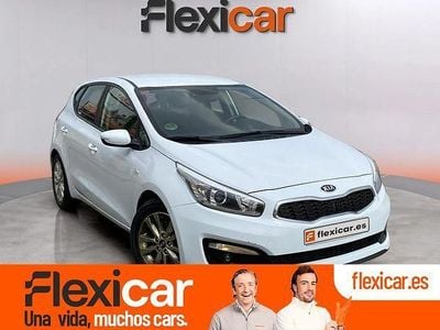 Blanco Usado 2017 Kia Ceed GT Berlina | 10.190 € (Precio justo)