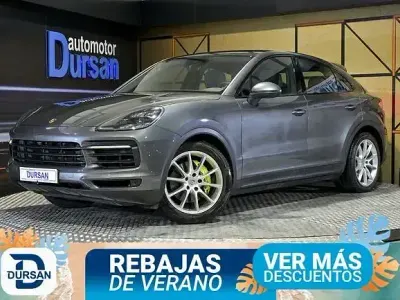 Usado Porsche Cayenne E-Hybrid 462 CV (339 kW) 2021 Gris SUV