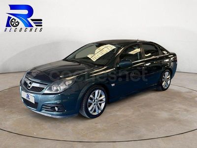Usado Opel Vectra Cosmo 184 CV (135 kW) 2007 Verde Berlina