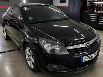 Usado Opel Astra GTC